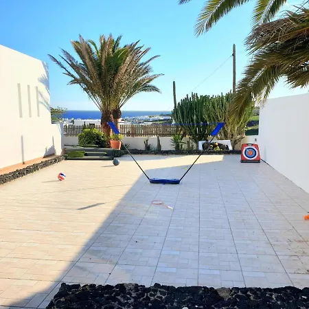 Villa Vista Mar - *