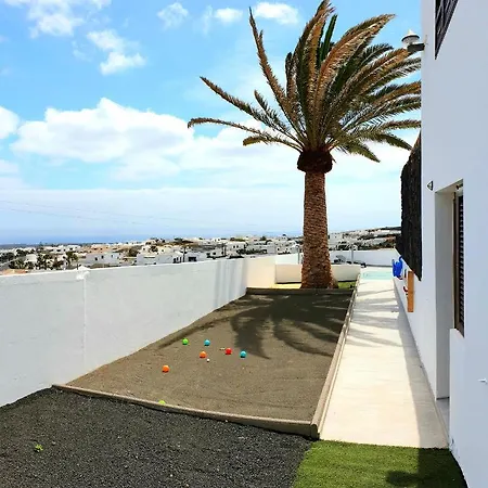 Villa Vista Mar - *